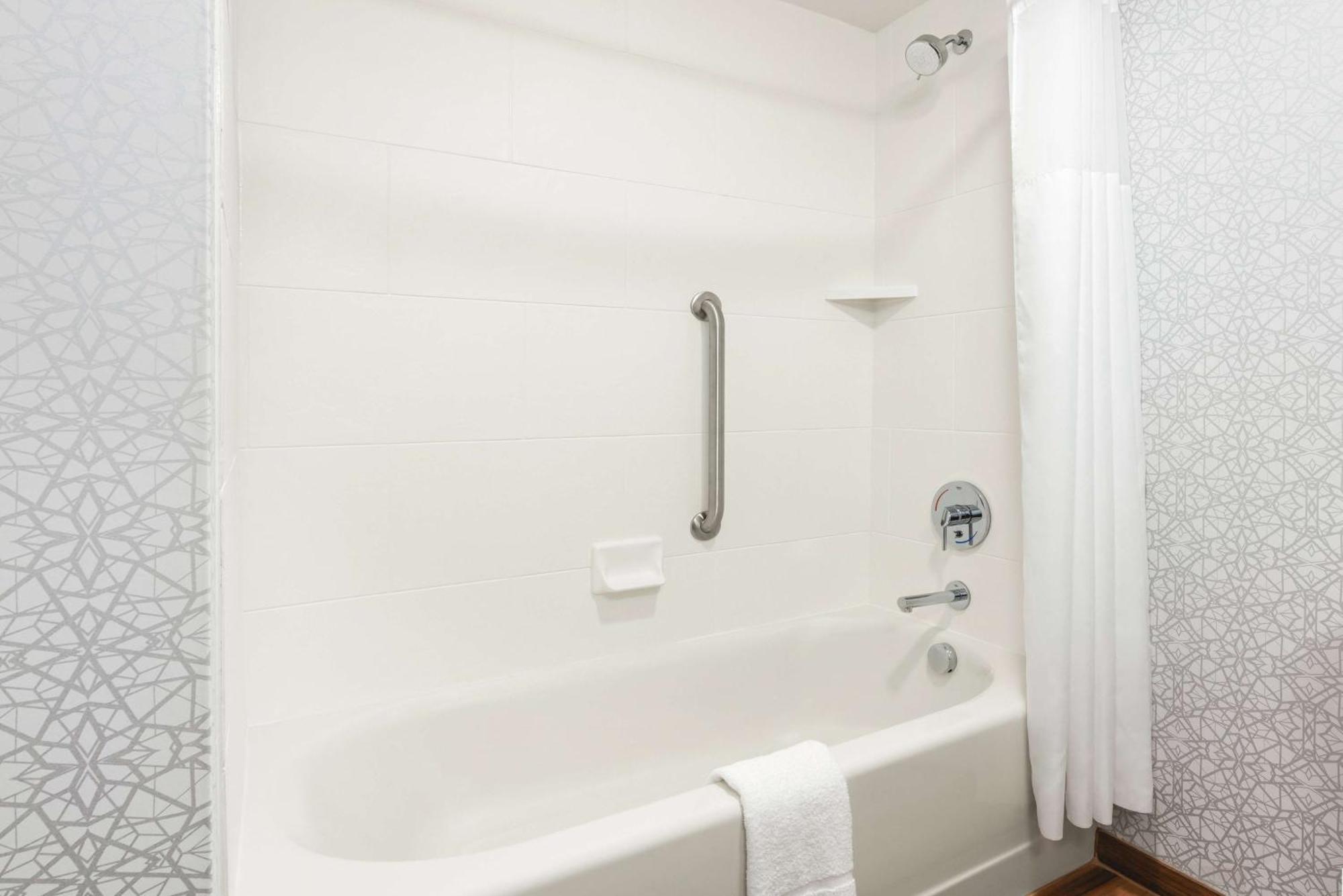 Hampton Inn Bellingham Airport, Wa Экстерьер фото