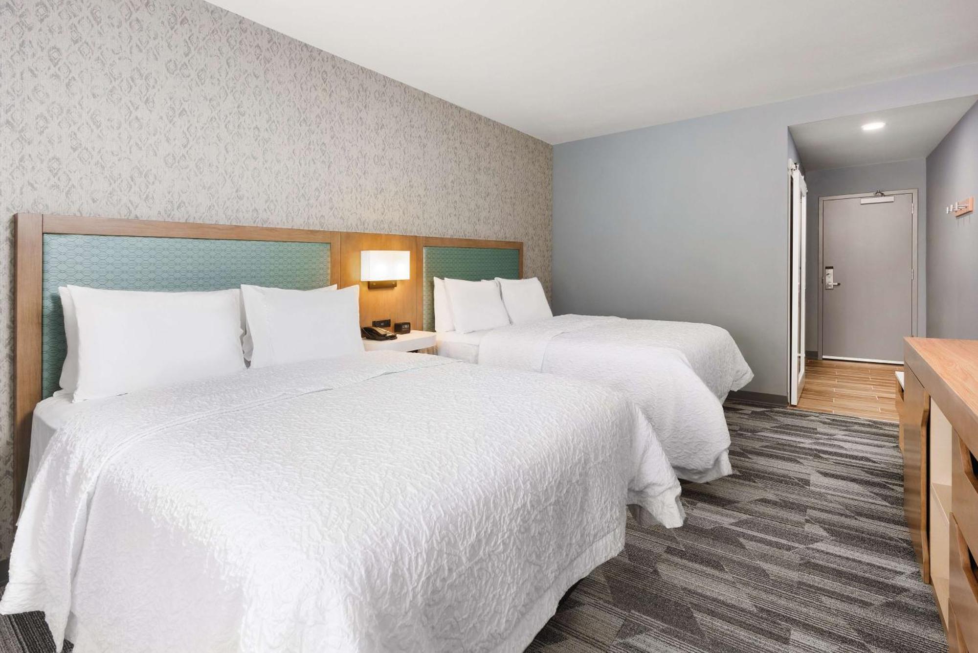 Hampton Inn Bellingham Airport, Wa Экстерьер фото
